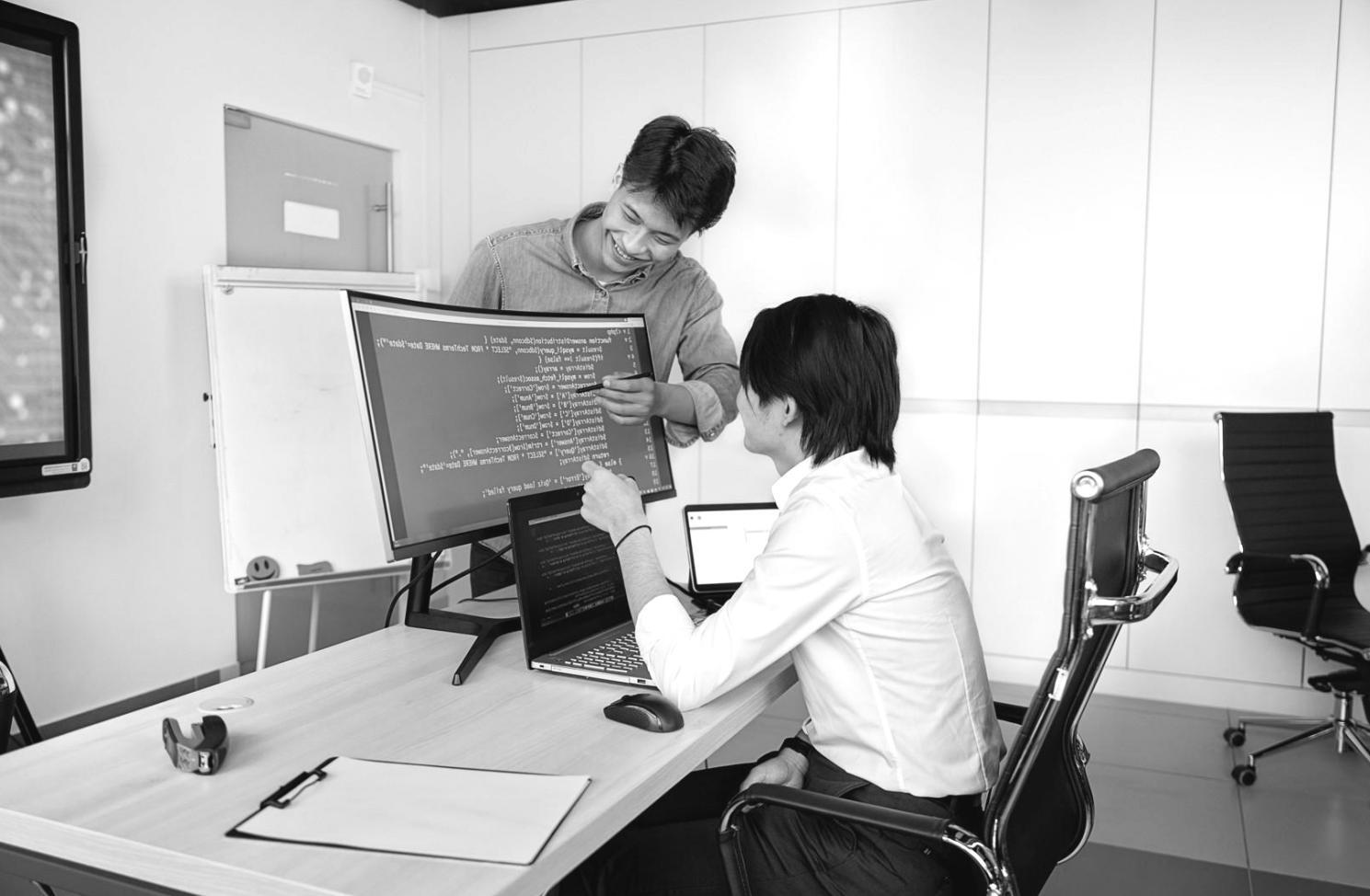 高度なAI処理システムによる請求書自動化技術の実装画面